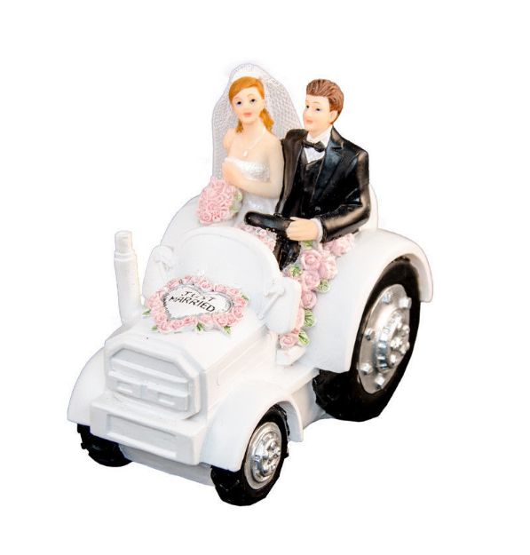 Top kagefigur brudepar i hvid traktor 10.8 cm